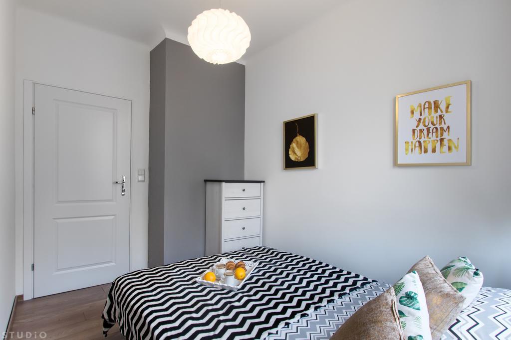 Clicktheflat Avenue Place Apart Rooms วอร์ซอ ภายนอก รูปภาพ